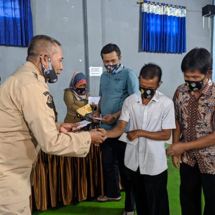 Pembagian Insentif RW dan RT dari ADPD Tahap II Tahun Anggaran 2020